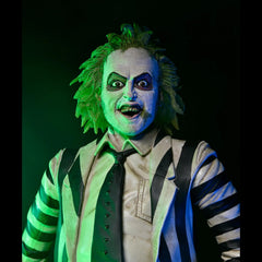 Beetlejuice (1988) Striped Suit 1/4 Scale Figure by NECA