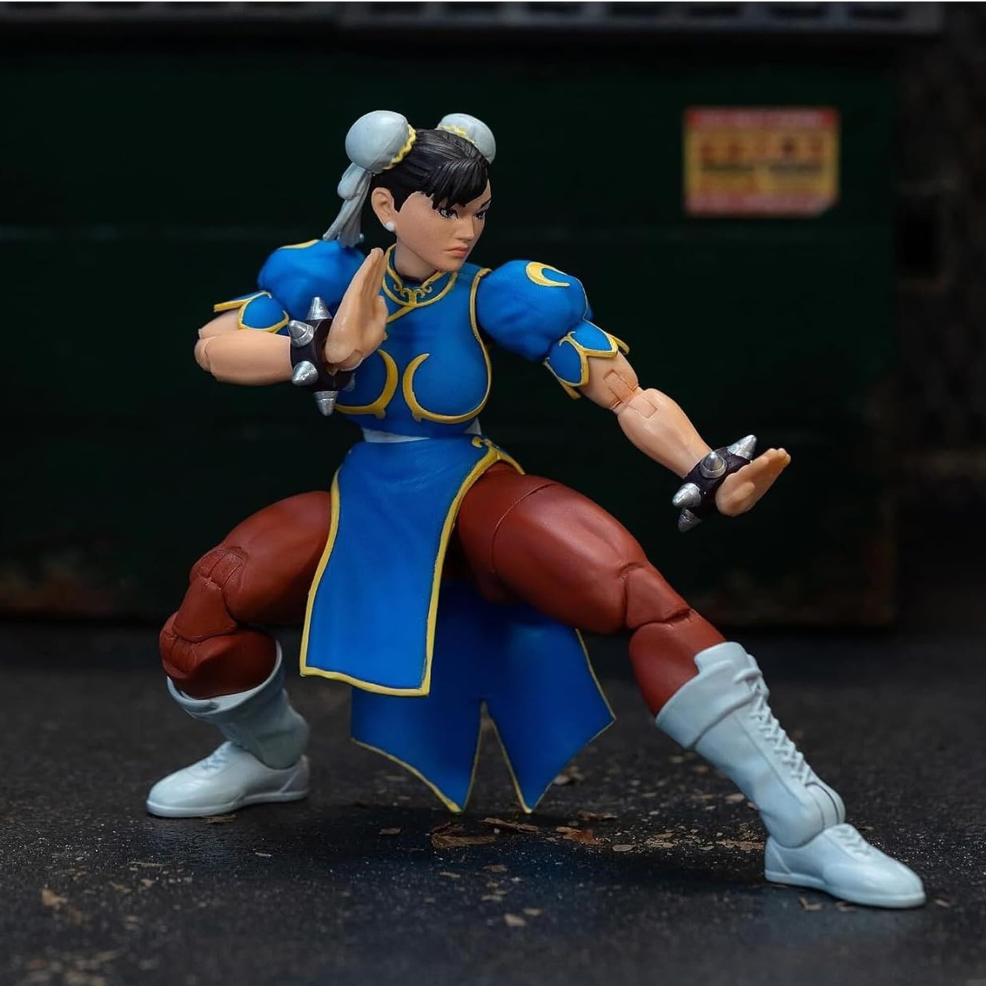Chun-Li Ultra Street Fighter II Action Figure Jada Toys