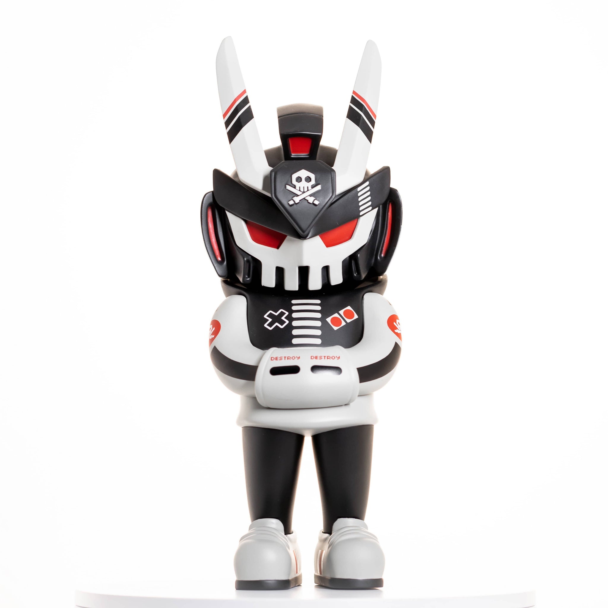 Retro Destroyer MEGA TEQ63 by Quiccs x Martian Toys x IamRetro Exclusive