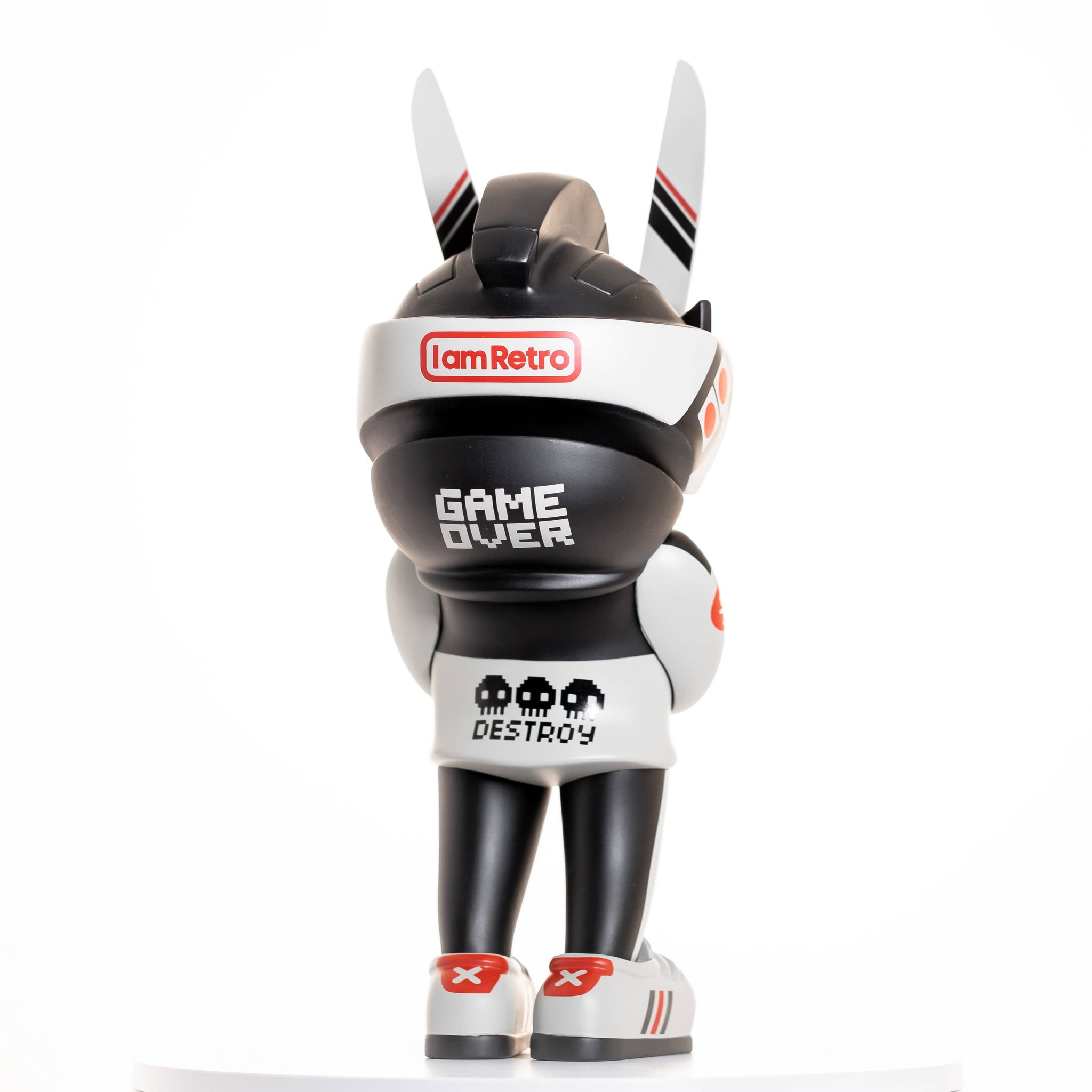 Retro Destroyer MEGA TEQ63 by Quiccs x Martian Toys x IamRetro Exclusive