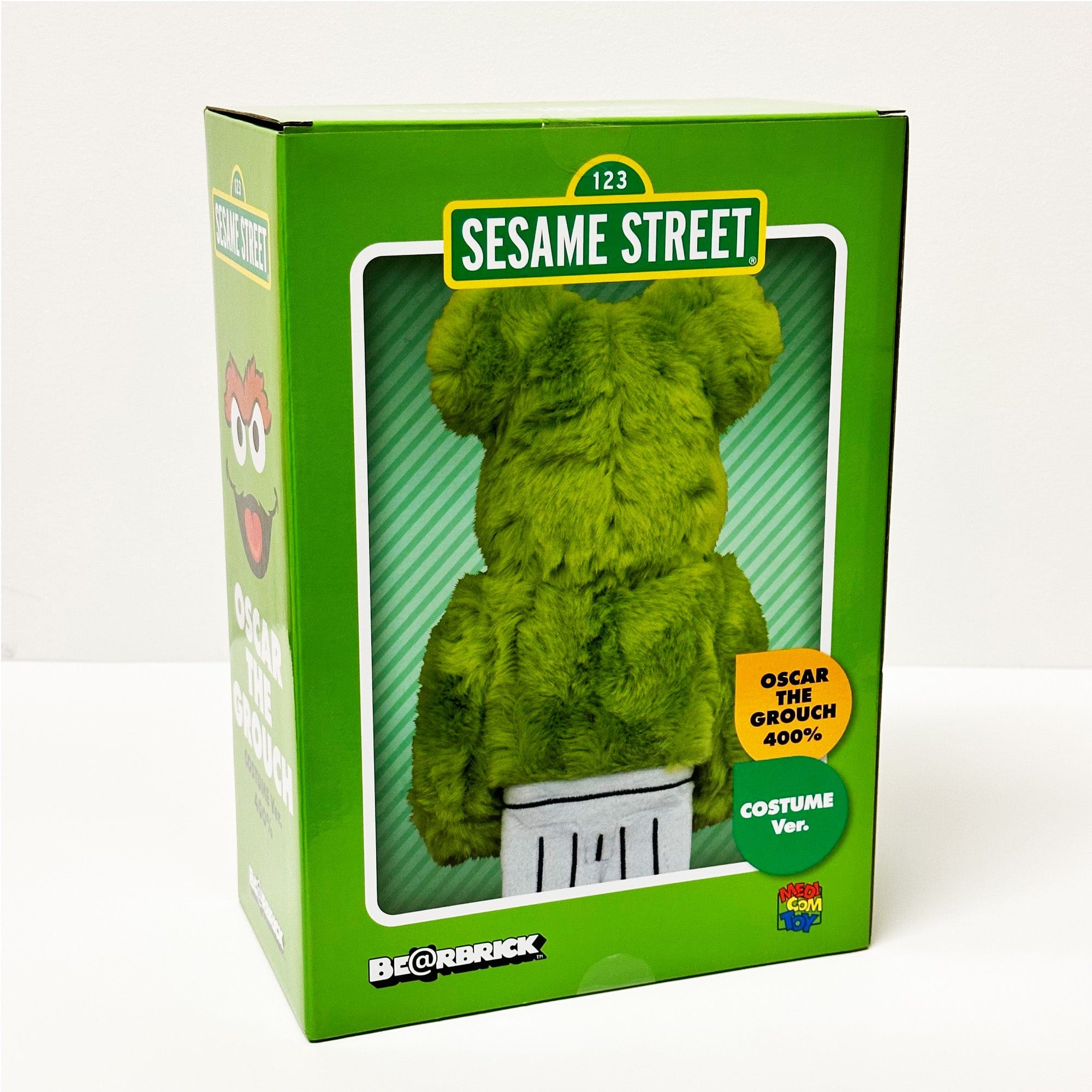Oscar the Grouch Costume Version 400% Bearbrick by Sesame Street x Medicom