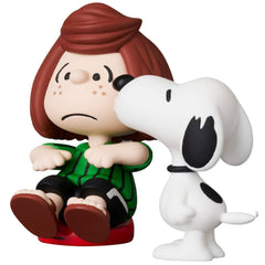 Pepprmint Patty & Snoopy Ultra Detail Figure by Medicom