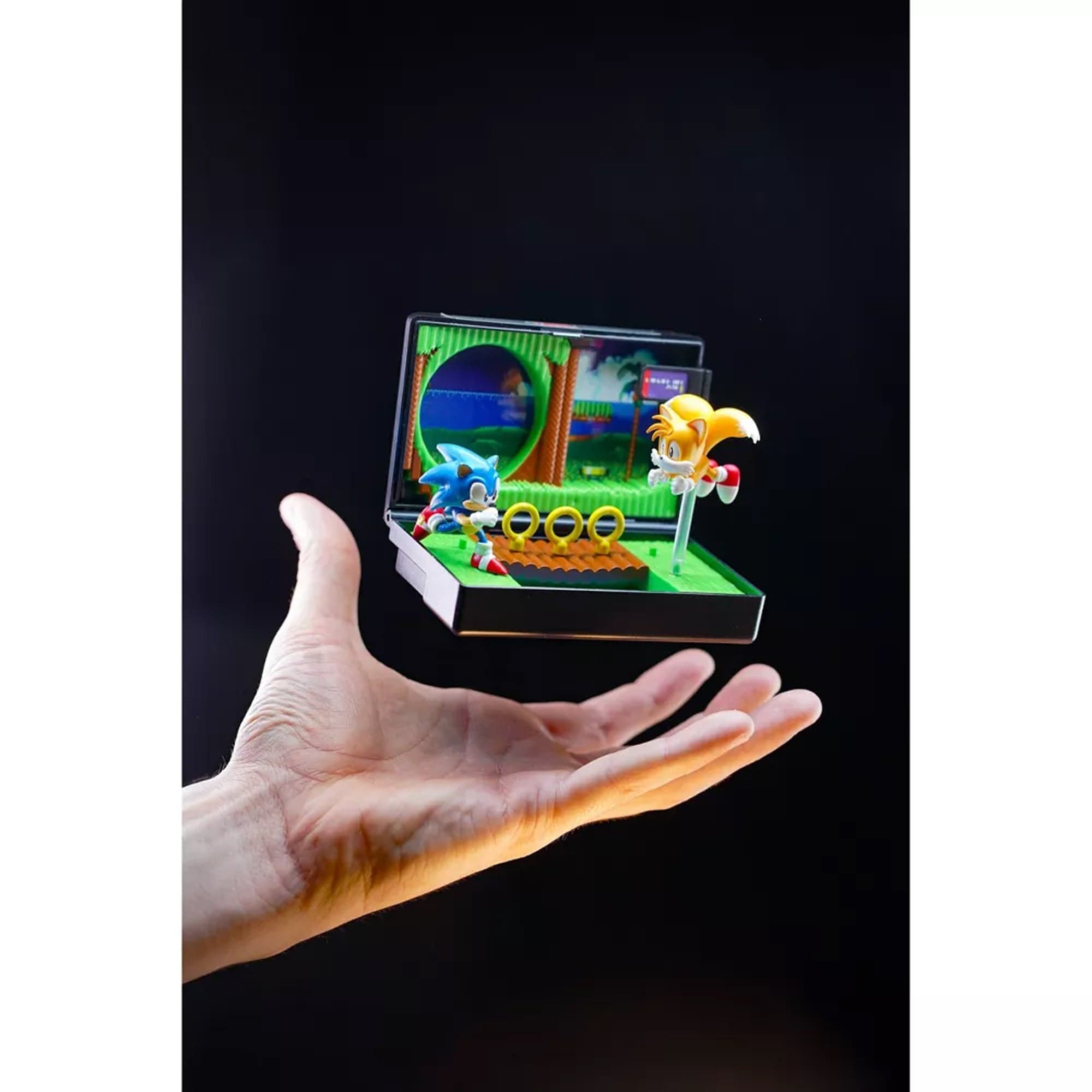 Sonic the Hedgehog 2 SEGA Genesis Collectible Diorama Console Heroes