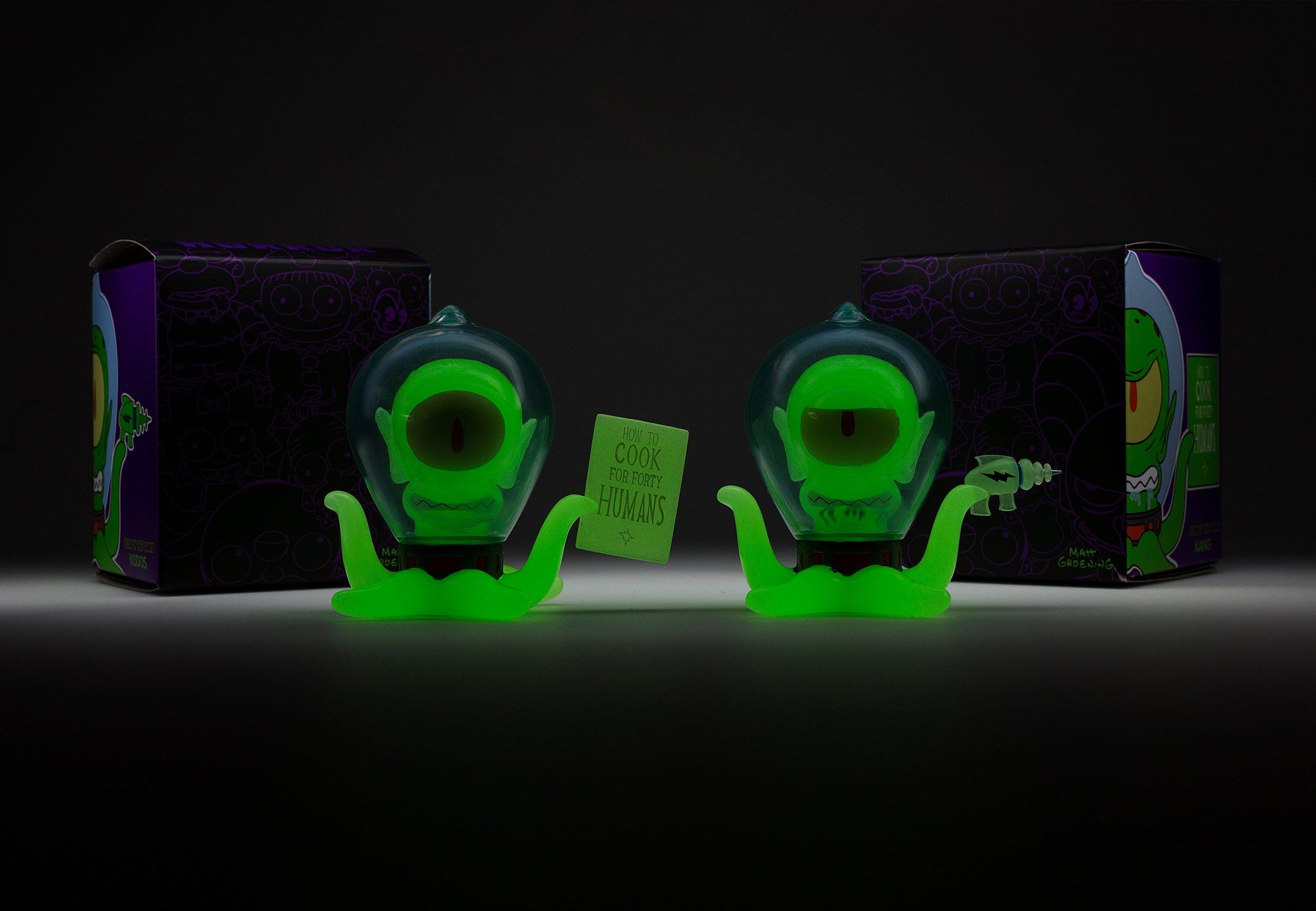 Kang & Kodos GID Mini Figure + GID Pin Set Simpsons Kidrobot IamRetro Exclusive