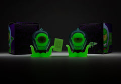 Kang & Kodos GID Mini Figure + GID Pin Set Simpsons Kidrobot IamRetro Exclusive