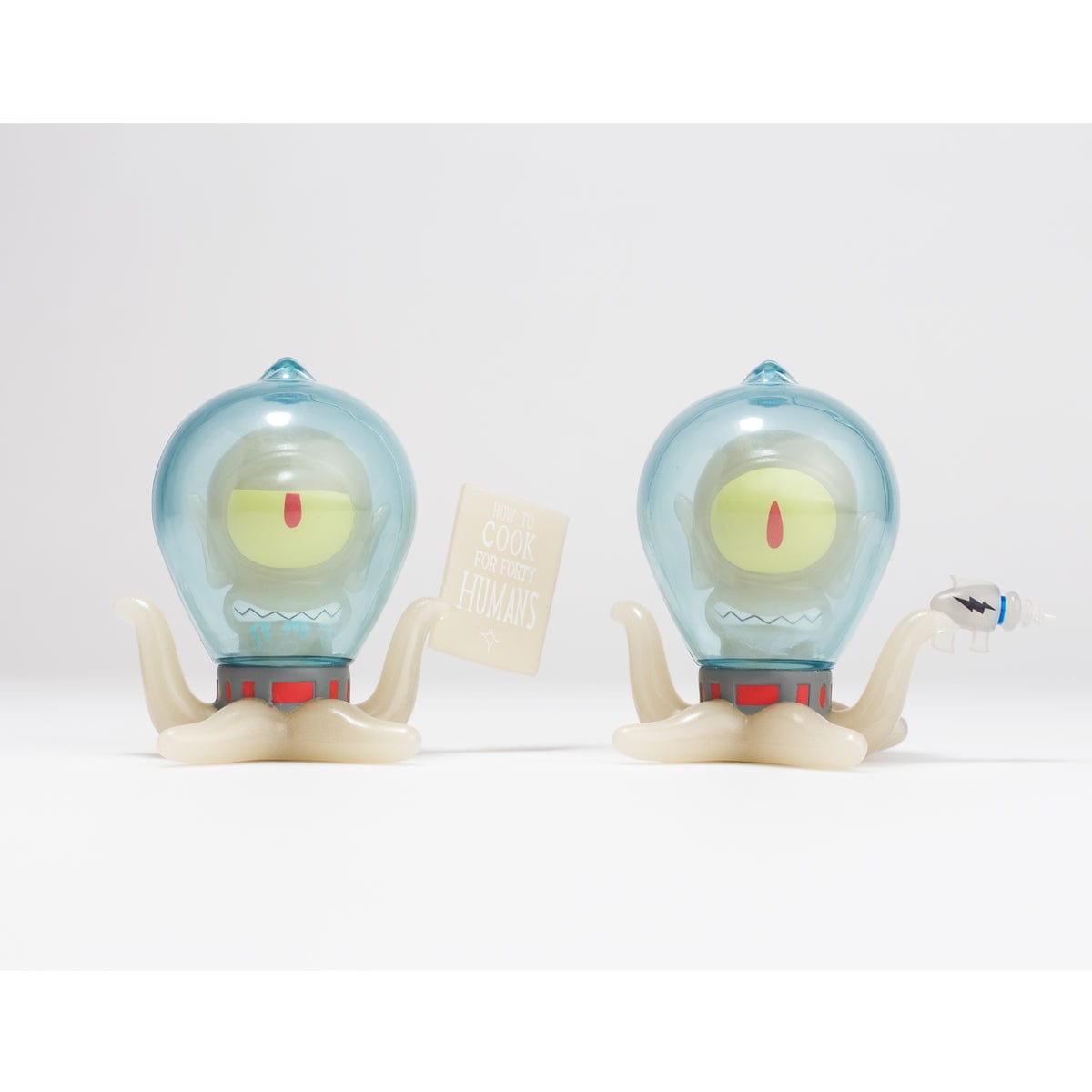 Kang & Kodos GID Mini Figure + GID Pin Set Simpsons Kidrobot IamRetro Exclusive