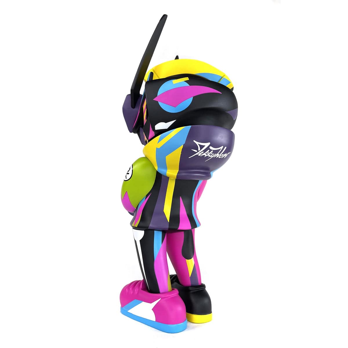 TikkyWow MEGA TEQ63 by Quiccs x Martian Toys