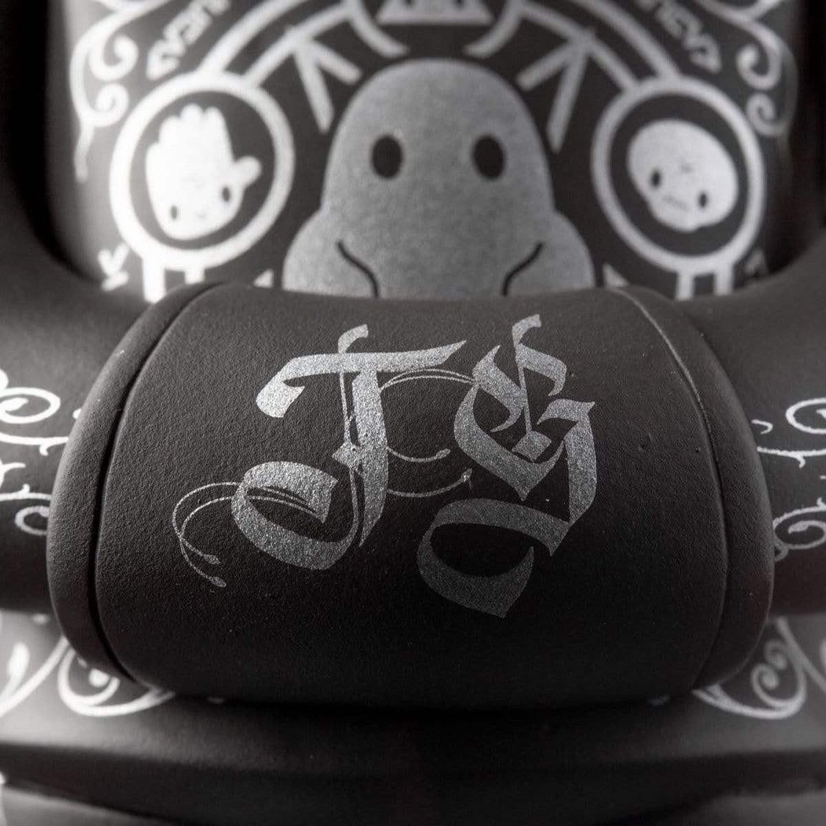 Ghost Worlds Collide Tiny Ghost Classic TEQ63 by Quiccs x Martian Toys